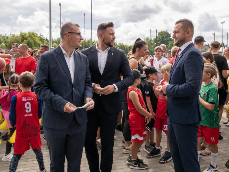 Kompleks sportowy w Miękini oficjalnie otwarty