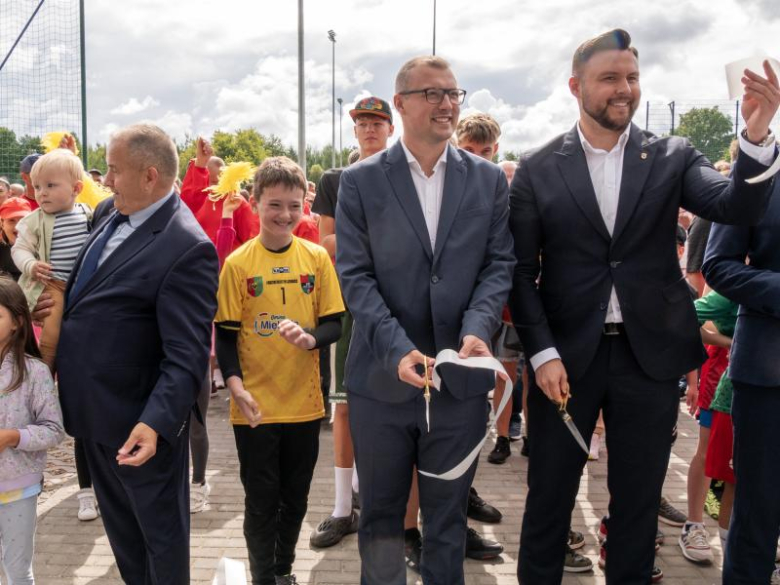 Kompleks sportowy w Miękini oficjalnie otwarty