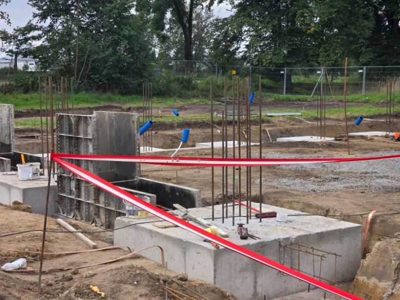 SUW w Źródłach w budowie