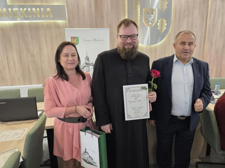 Wręczenie aktów nadania