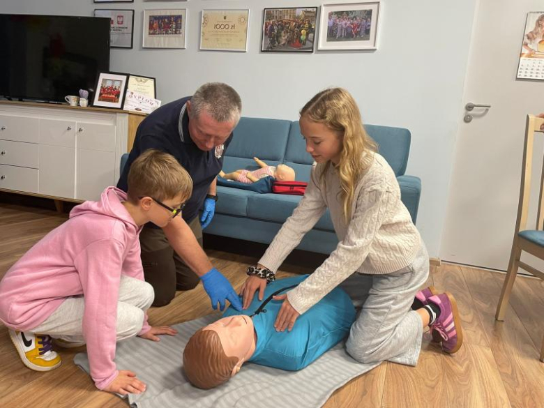 Mieszkańcy Gminy Udanin uczą się, jak reagować w sytuacjach zagrożenia
