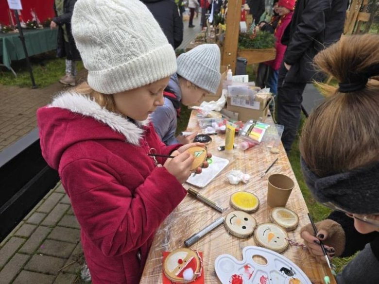 Jarmark Bożonarodzeniowy w Malczycach. Tradycyjne grudniowe spotkanie