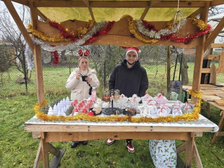 Jarmark Bożonarodzeniowy w Malczycach. Tradycyjne grudniowe spotkanie