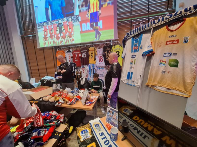 Działania stowarzyszenia "Serce z drugiej ręki"