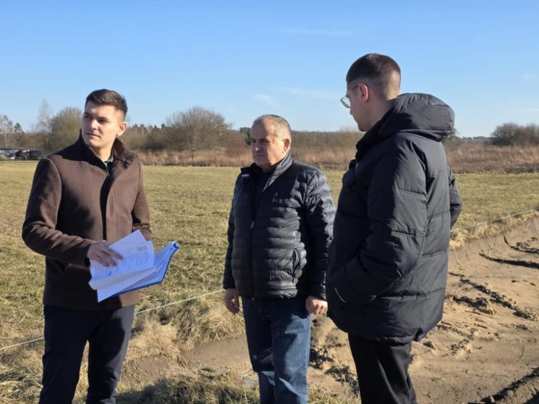 Rozpoczęły się prace przy budowie chodnika