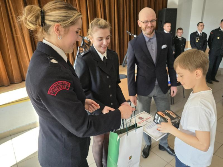 Młodzi znawcy pożarnictwa