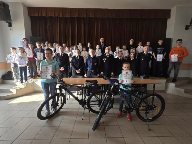 Młodzi znawcy pożarnictwa