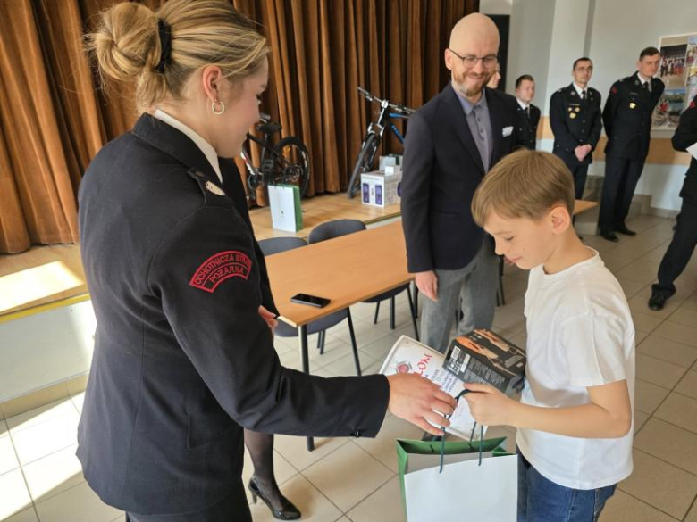 Młodzi znawcy pożarnictwa