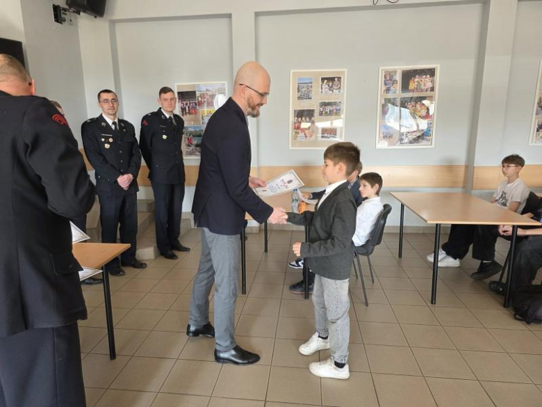 Młodzi znawcy pożarnictwa