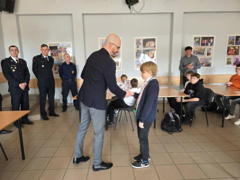 Młodzi znawcy pożarnictwa