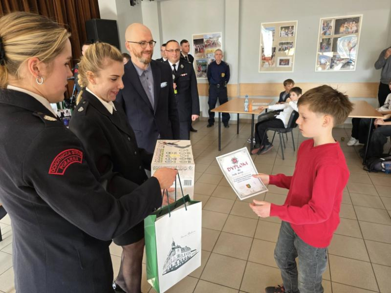 Młodzi znawcy pożarnictwa