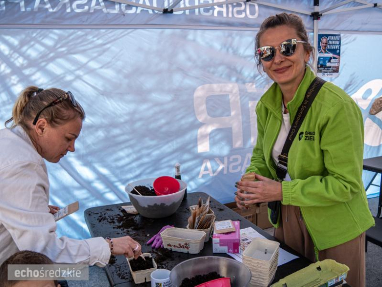 Dzień Ziemi na Rynku Dolnym w Środzie Śląskiej