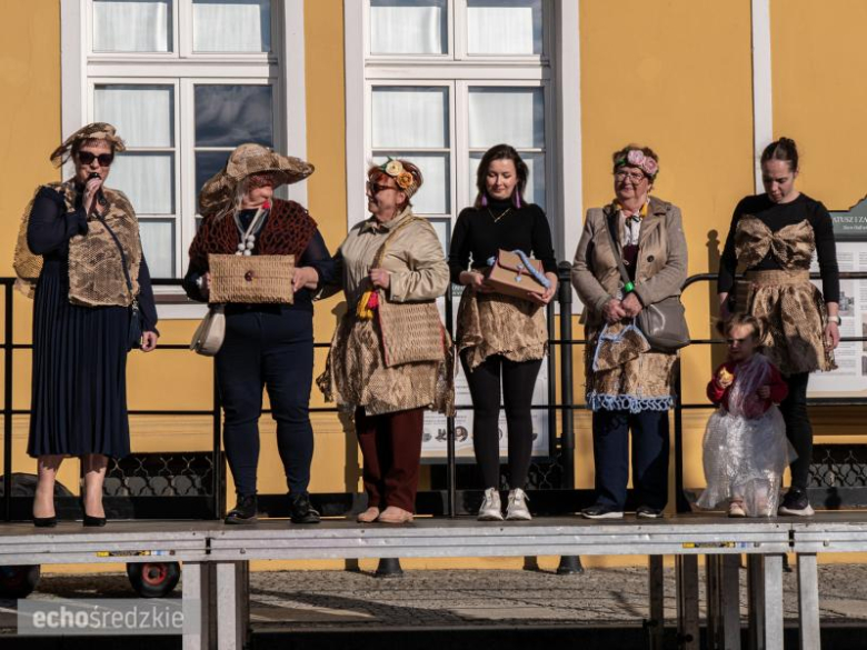 Dzień Ziemi na Rynku Dolnym w Środzie Śląskiej