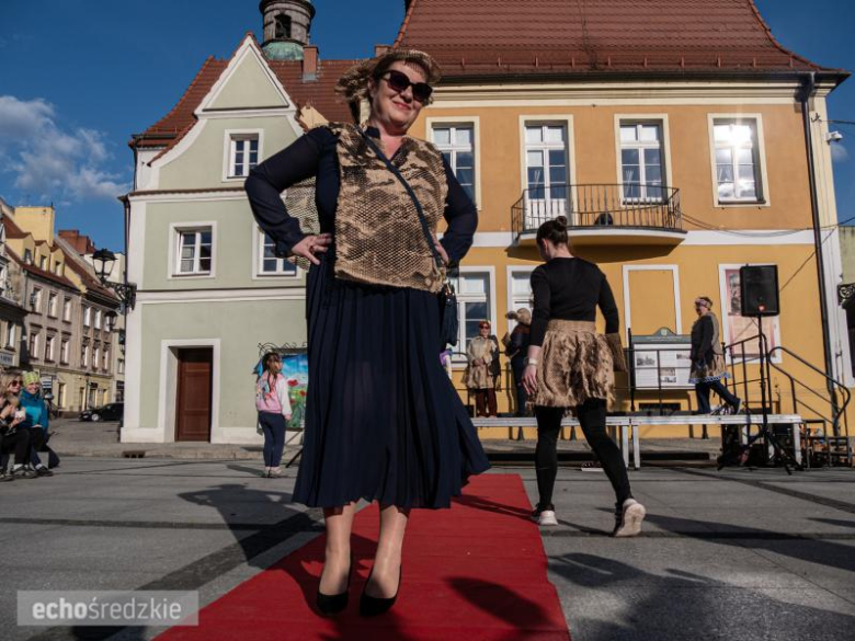 Dzień Ziemi na Rynku Dolnym w Środzie Śląskiej