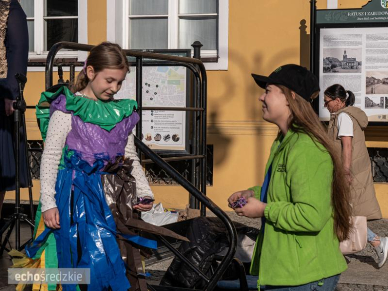 Dzień Ziemi na Rynku Dolnym w Środzie Śląskiej
