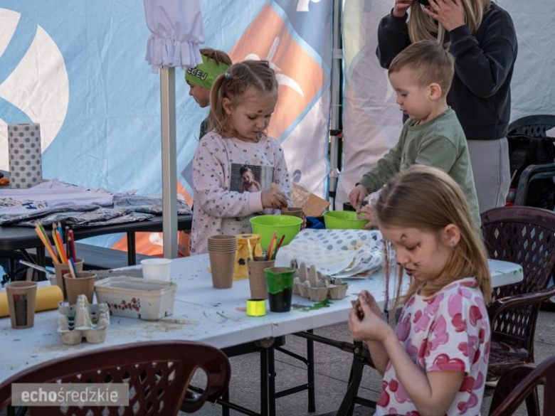 Dzień Ziemi na Rynku Dolnym w Środzie Śląskiej
