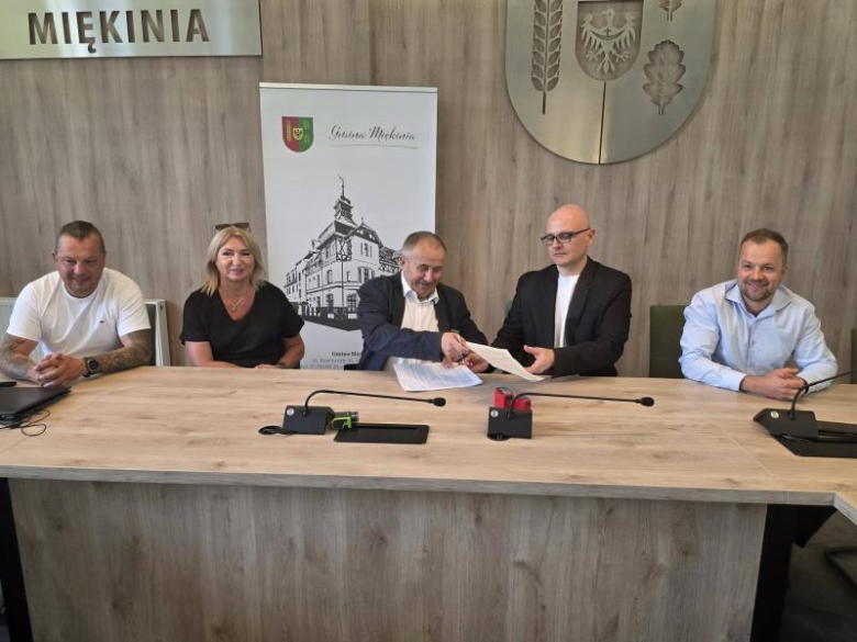 Podpisanie umowy na dokumentacje