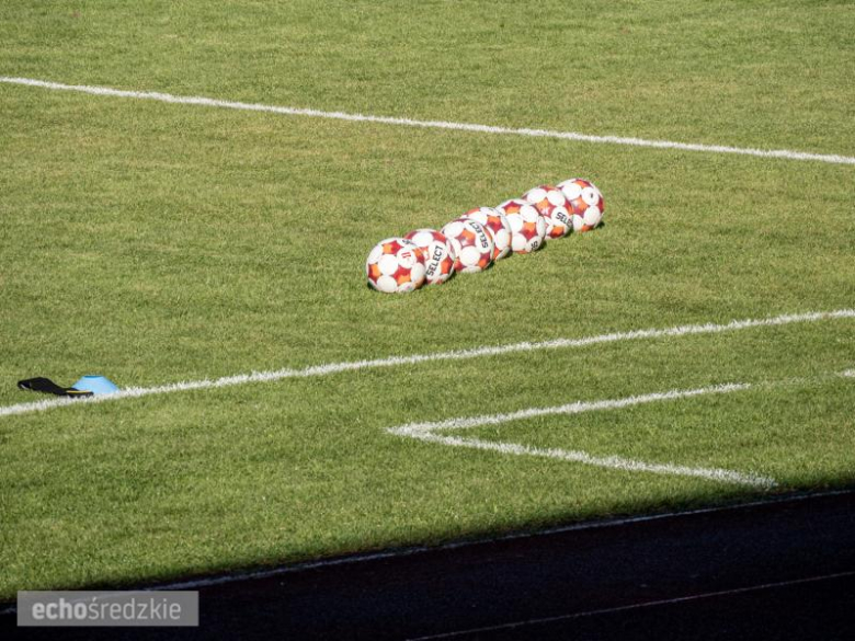 Na 80-lecie Polonia Środa Śląska zagrała przeciwko Miedzi Legnica