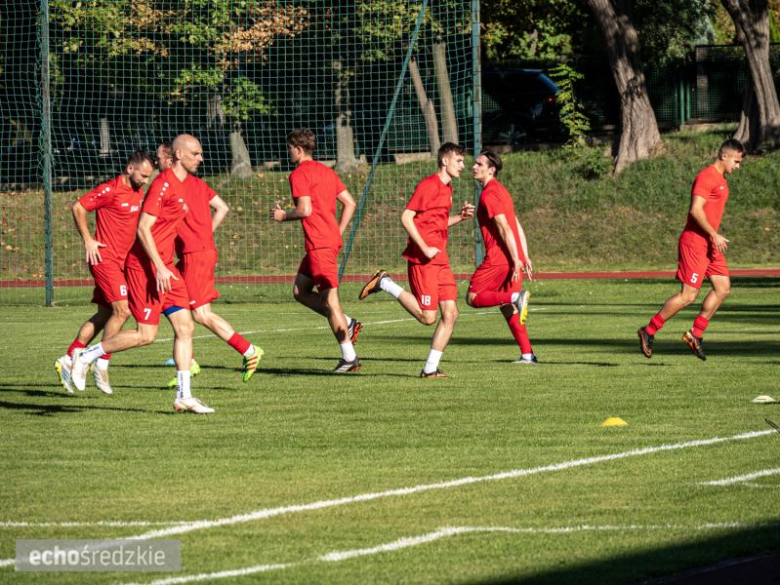 Na 80-lecie Polonia Środa Śląska zagrała przeciwko Miedzi Legnica