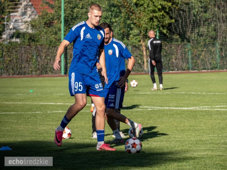 Na 80-lecie Polonia Środa Śląska zagrała przeciwko Miedzi Legnica