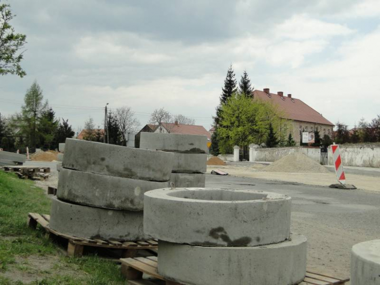 Nowe drogi i chodniki w powiecie średzkim