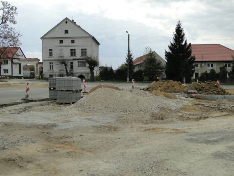 Nowe drogi i chodniki w powiecie średzkim