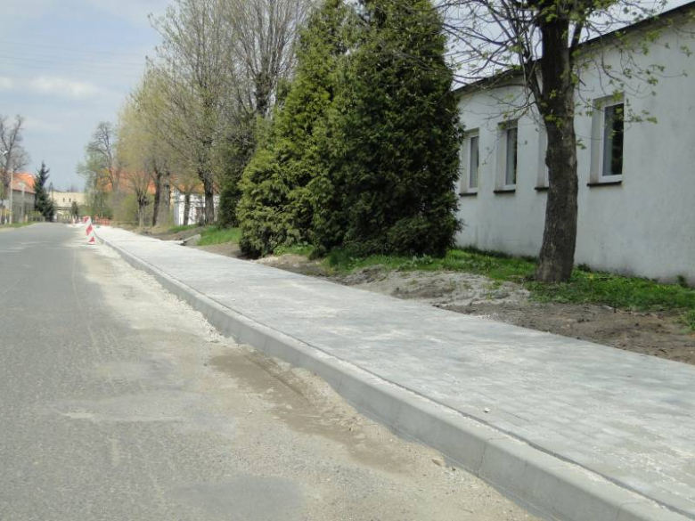 Nowe drogi i chodniki w powiecie średzkim