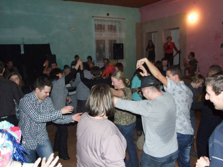 Zabawa karnawałowa w Krynicznie