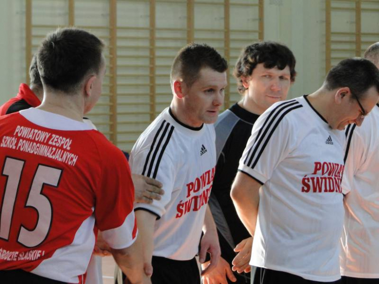 IX Mistrzostwa radnych Dolnego Śląska w halowej piłce nożnej