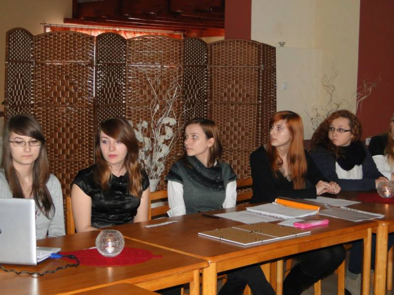 Sesja Młodzieżowej Rady Powiatu Średzkiego - luty 2012