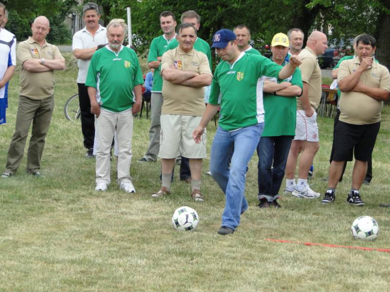 Turniej Radnych Powiatu Średzkiego - Osiek 2011