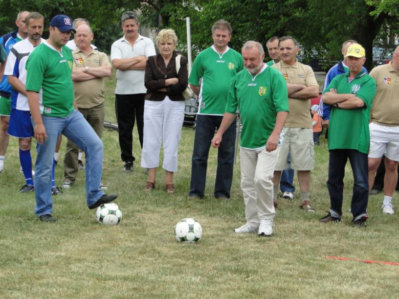Turniej Radnych Powiatu Średzkiego - Osiek 2011