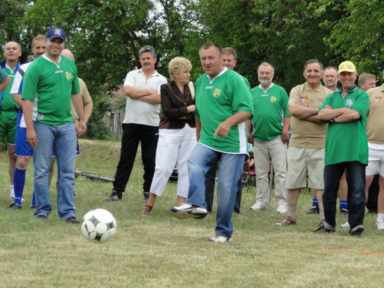 Turniej Radnych Powiatu Średzkiego - Osiek 2011