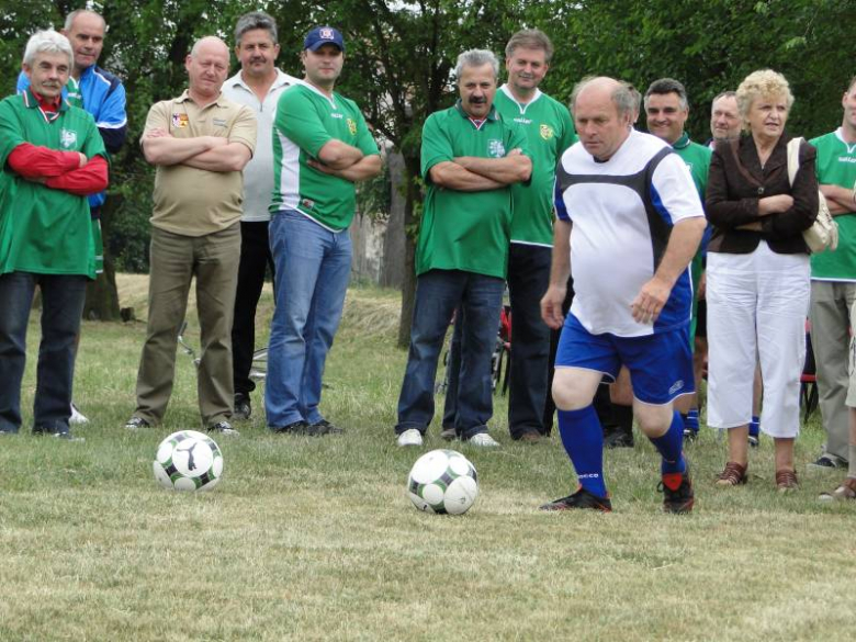 Turniej Radnych Powiatu Średzkiego - Osiek 2011