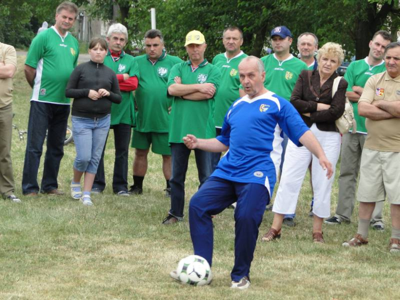 Turniej Radnych Powiatu Średzkiego - Osiek 2011