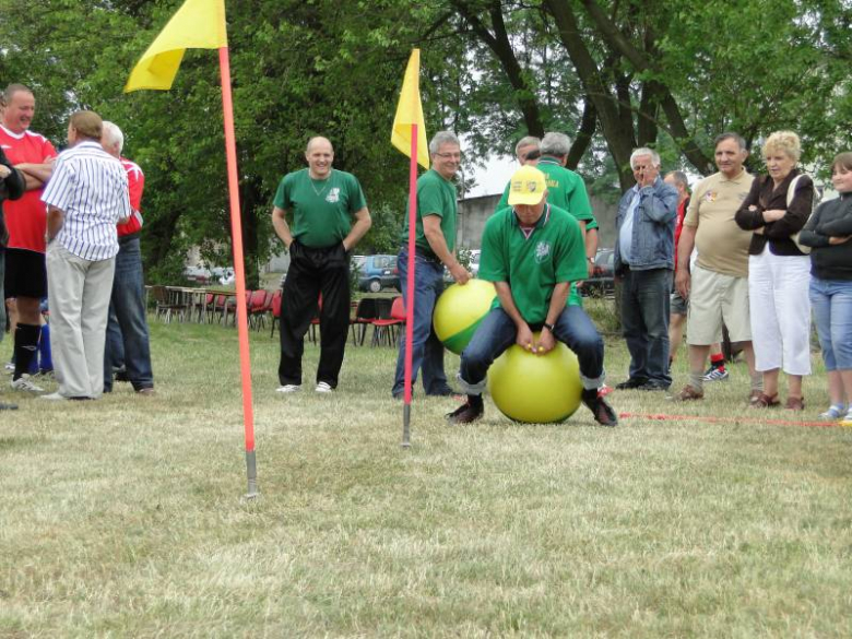 Turniej Radnych Powiatu Średzkiego - Osiek 2011
