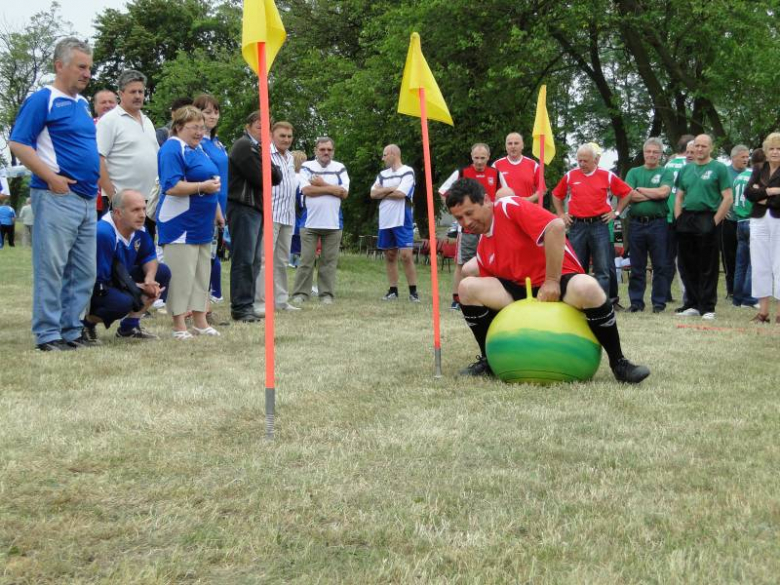 Turniej Radnych Powiatu Średzkiego - Osiek 2011