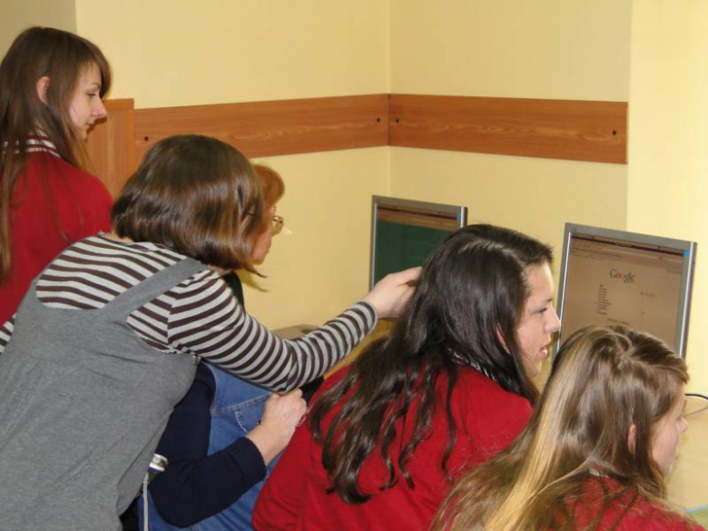 Pomyszkuj w bibliotece - Środa Śląska 2011