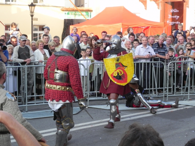 Rycerze w Środzie Śląskiej