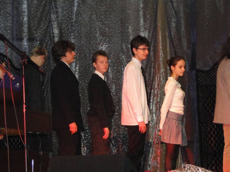 Uroczystości upamiętniające 71 rocznicę pierwszej masowej deportacji Polaków na Syberię