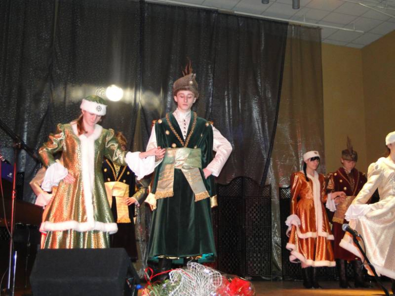 Uroczystości upamiętniające 71 rocznicę pierwszej masowej deportacji Polaków na Syberię