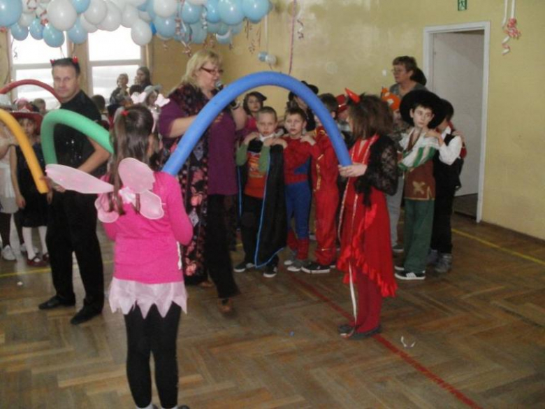 Bal karnawałowy w SP w Kostomłotach