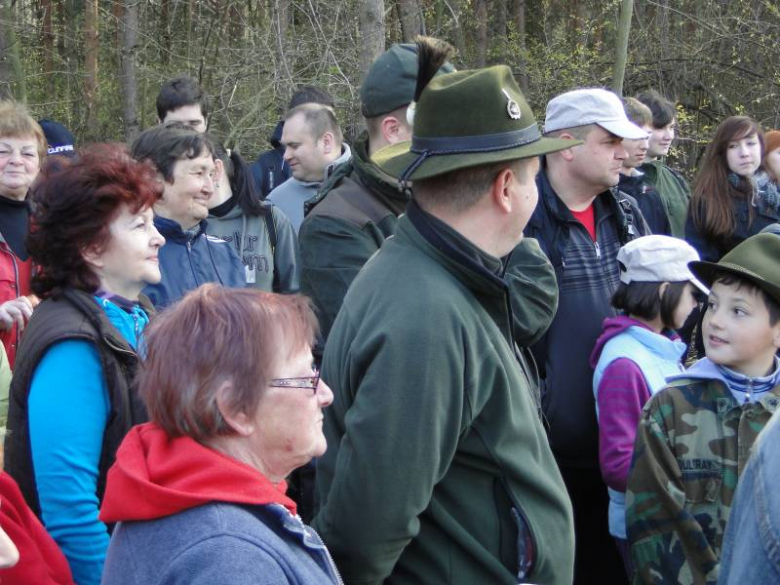 Sadzenie lasu na terenie Leśnictwa Mrozów - kwiecień 2012