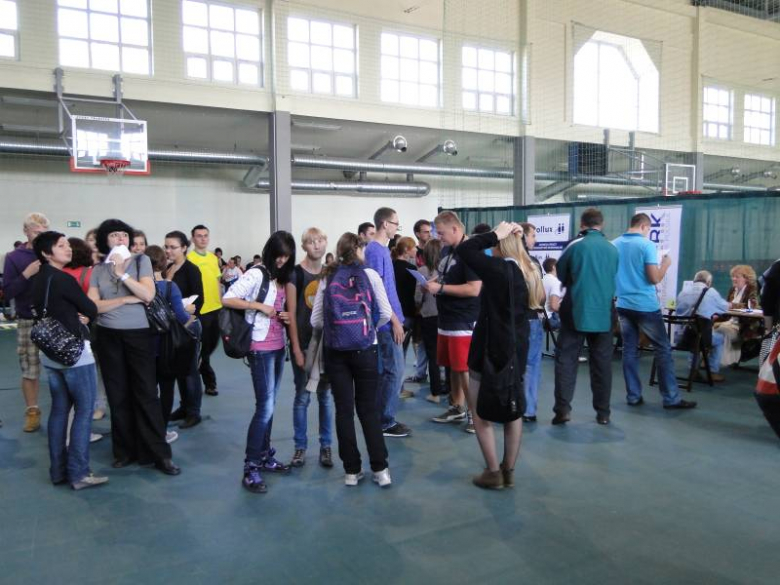 VI Powiatowe Targi Pracy w Środzie Śląskiej