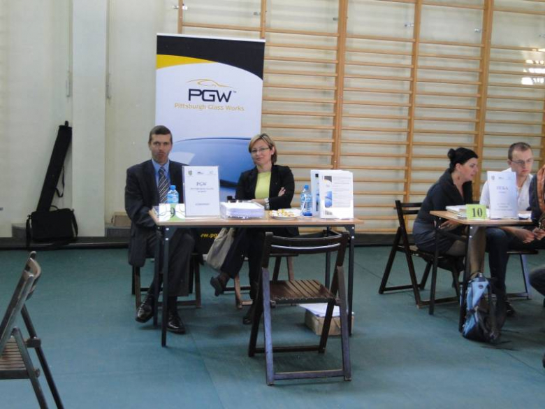 VI Powiatowe Targi Pracy w Środzie Śląskiej