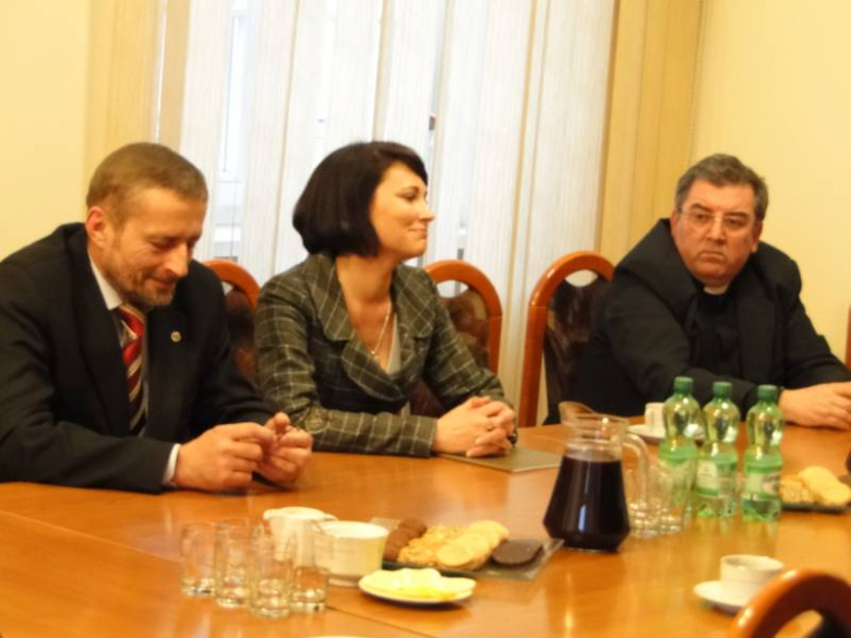 "Odnowa i rozwój wsi" - podpisanie umów w Środzie Śląskiej