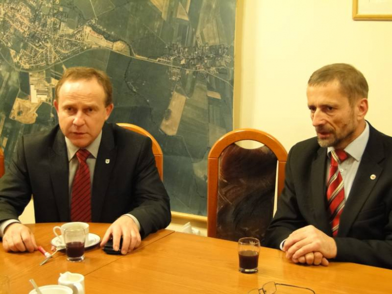 "Odnowa i rozwój wsi" - podpisanie umów w Środzie Śląskiej