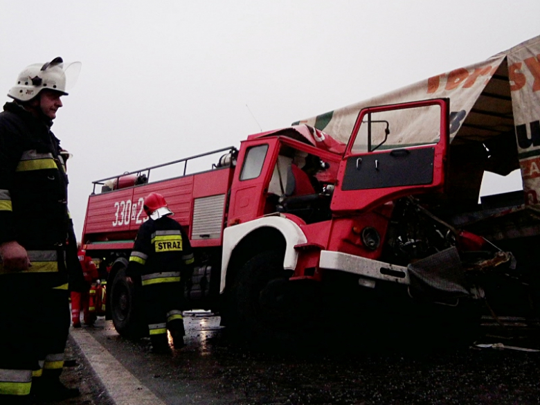 Do wypadku doszło na łuku drogi krajowej nr 8 pod Pustkowem Wilczkowskim 