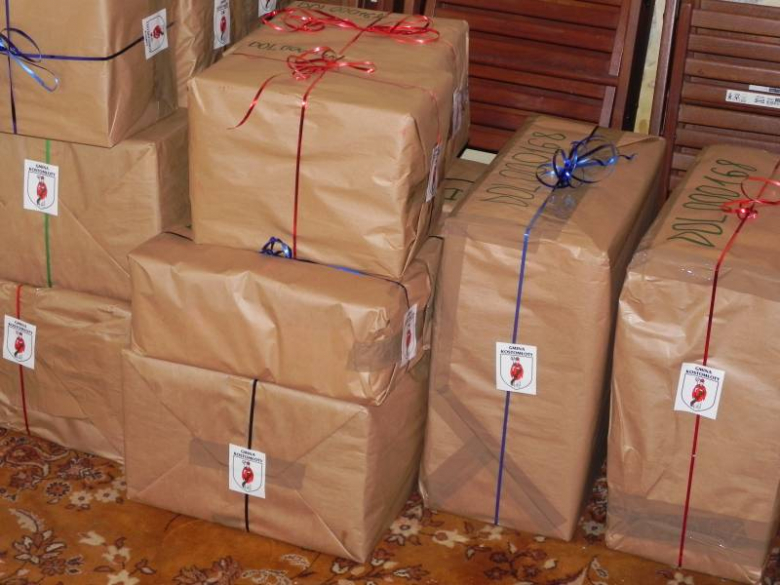 w oczekiwaniu na darczyńców - Chomiąża 2010