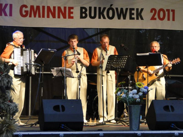 Dożynki gminne - Bukówek 2011